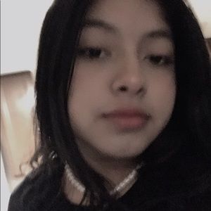 Meet your Posher, Gisela